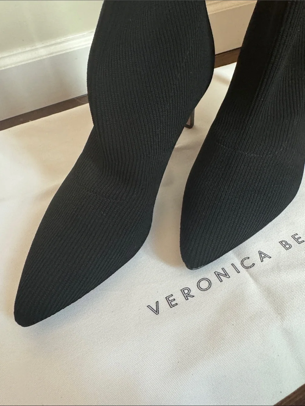 VERONICA BEARD Lakota Ankle Sock Boots Black Size 7.5